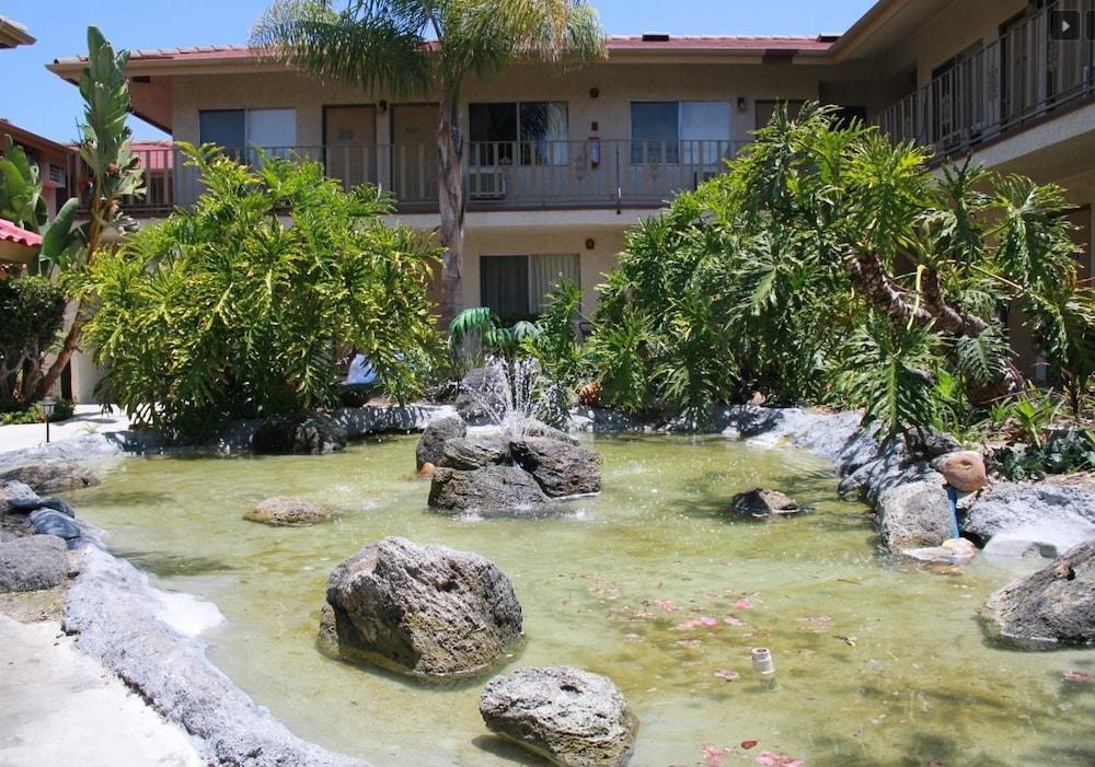 California Suites Hotel San Diego Bagian luar foto