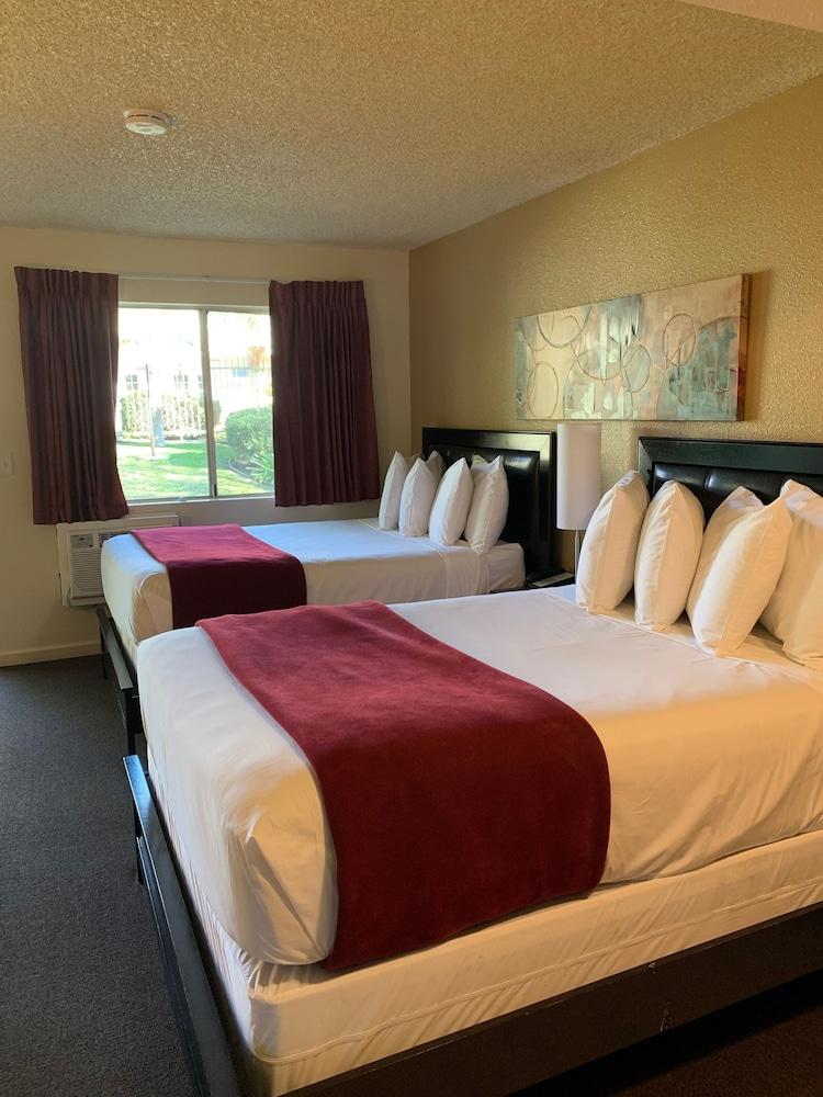 California Suites Hotel San Diego Bagian luar foto