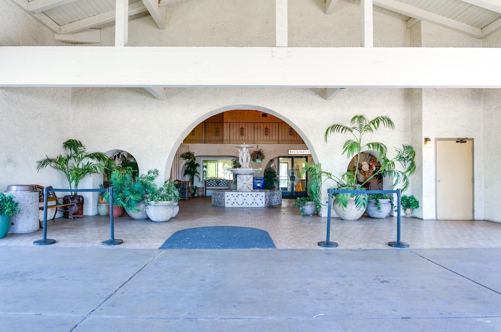 California Suites Hotel San Diego Bagian luar foto