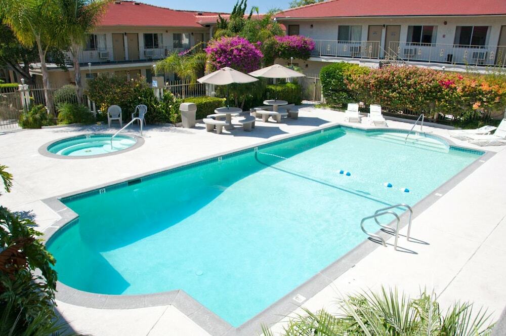 California Suites Hotel San Diego Bagian luar foto